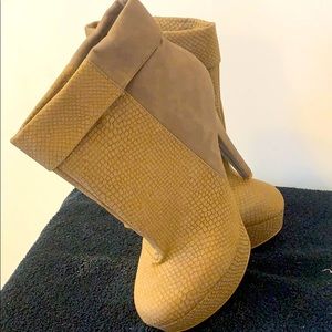 Brown printed booties